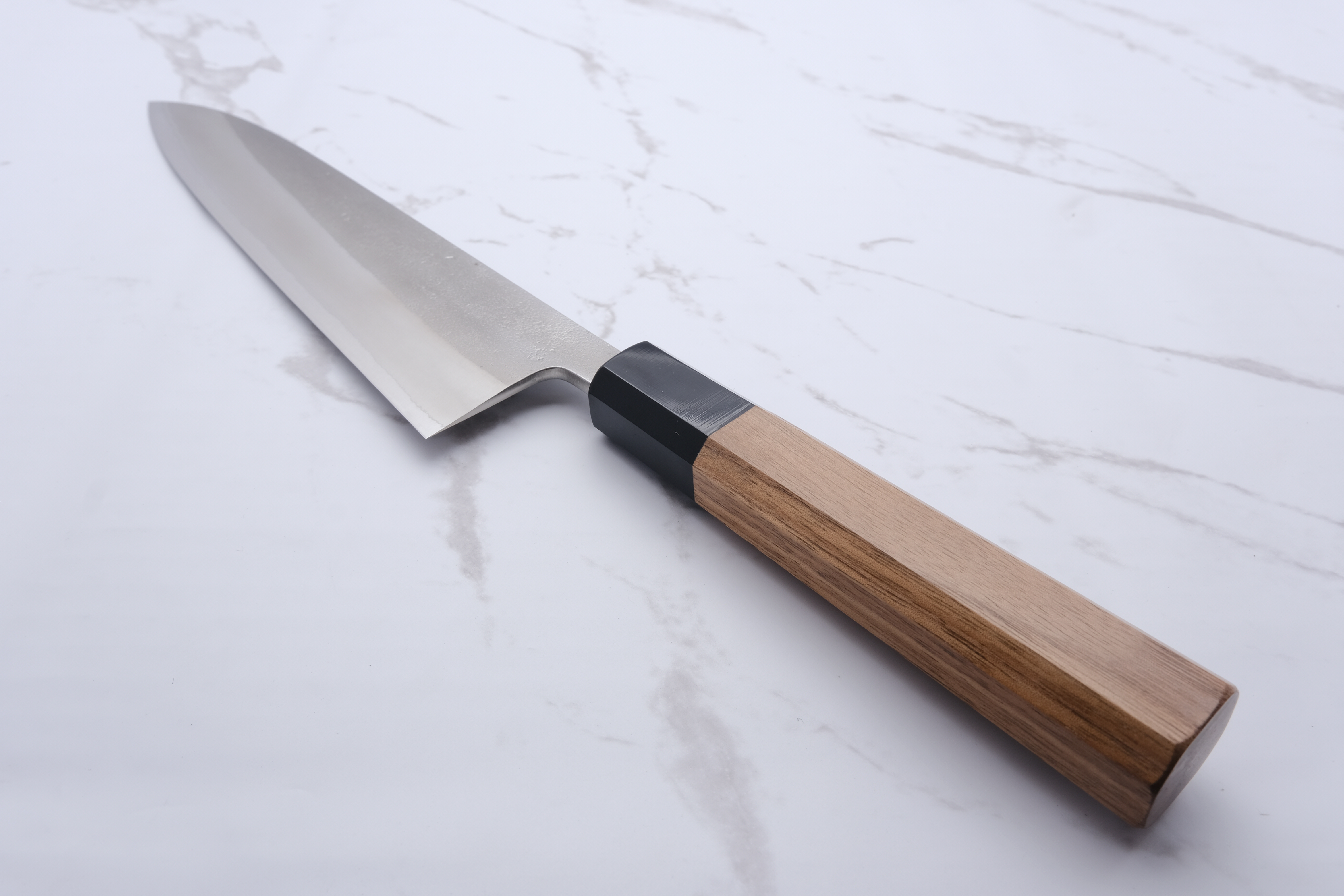 Yoshikane Hamono Weiß 2 210mm Gyuto