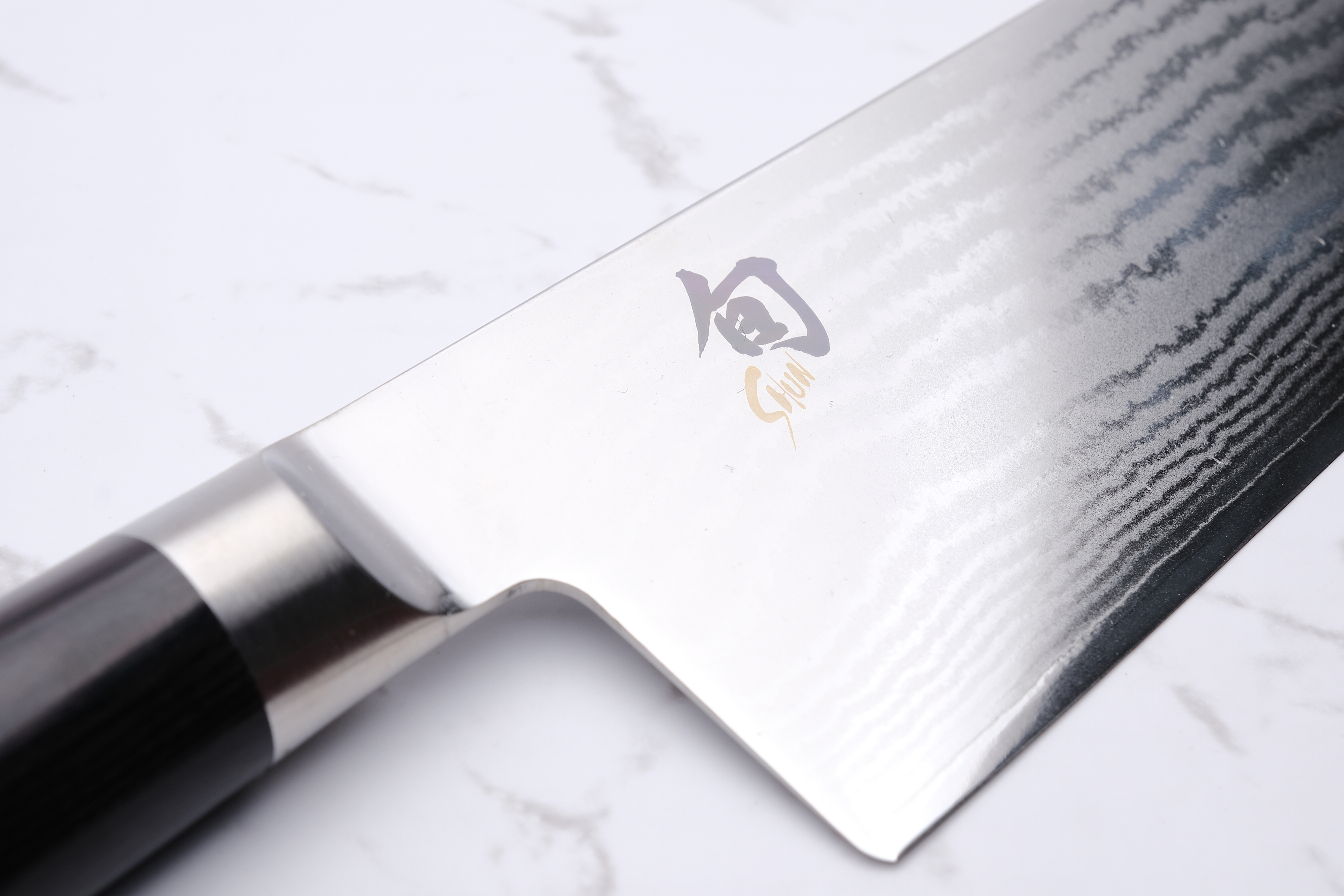Shun Classic 190 mm breites Santoku