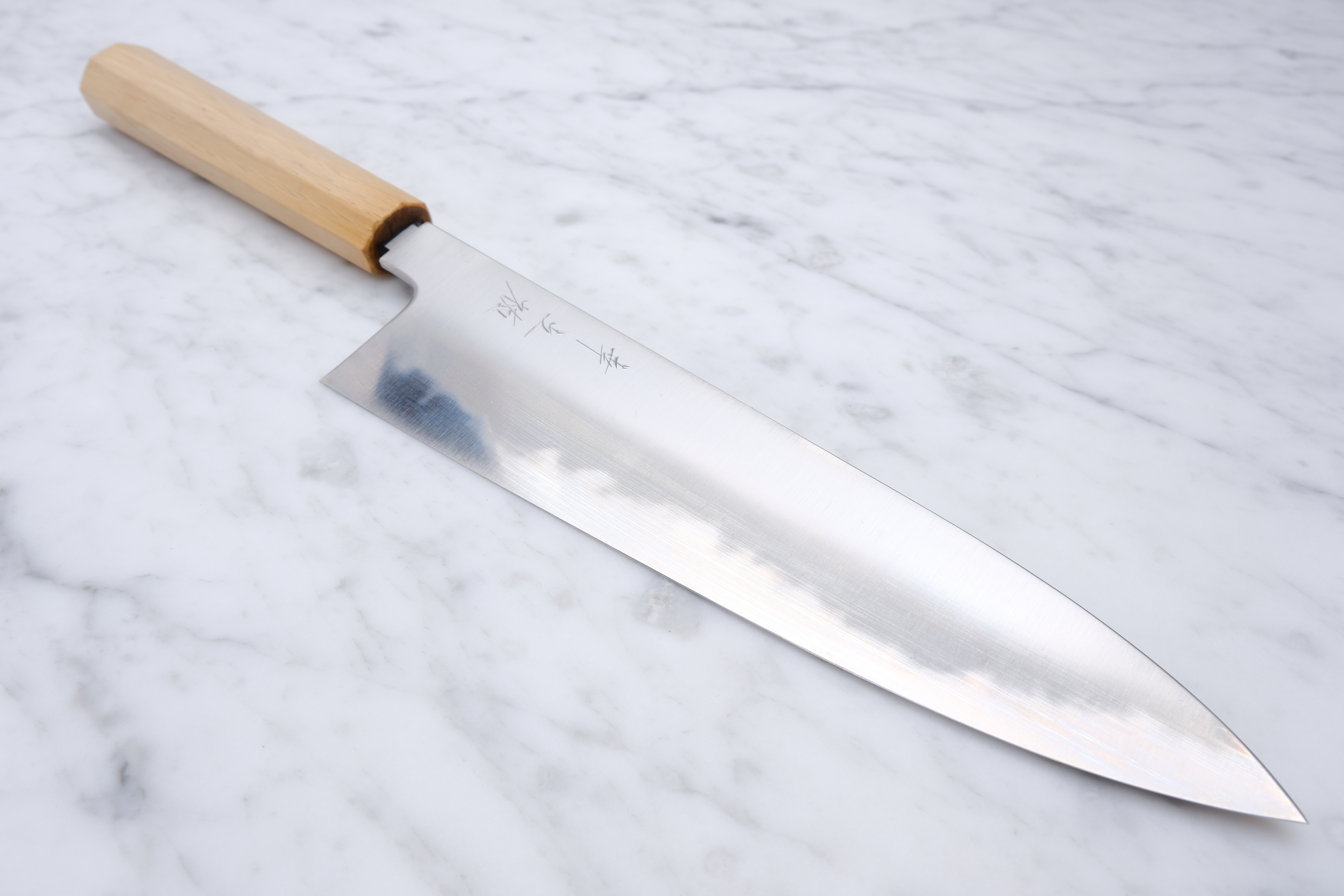 Konosuke WT 225mm Gyuto Shirogami 2 - Kastanie