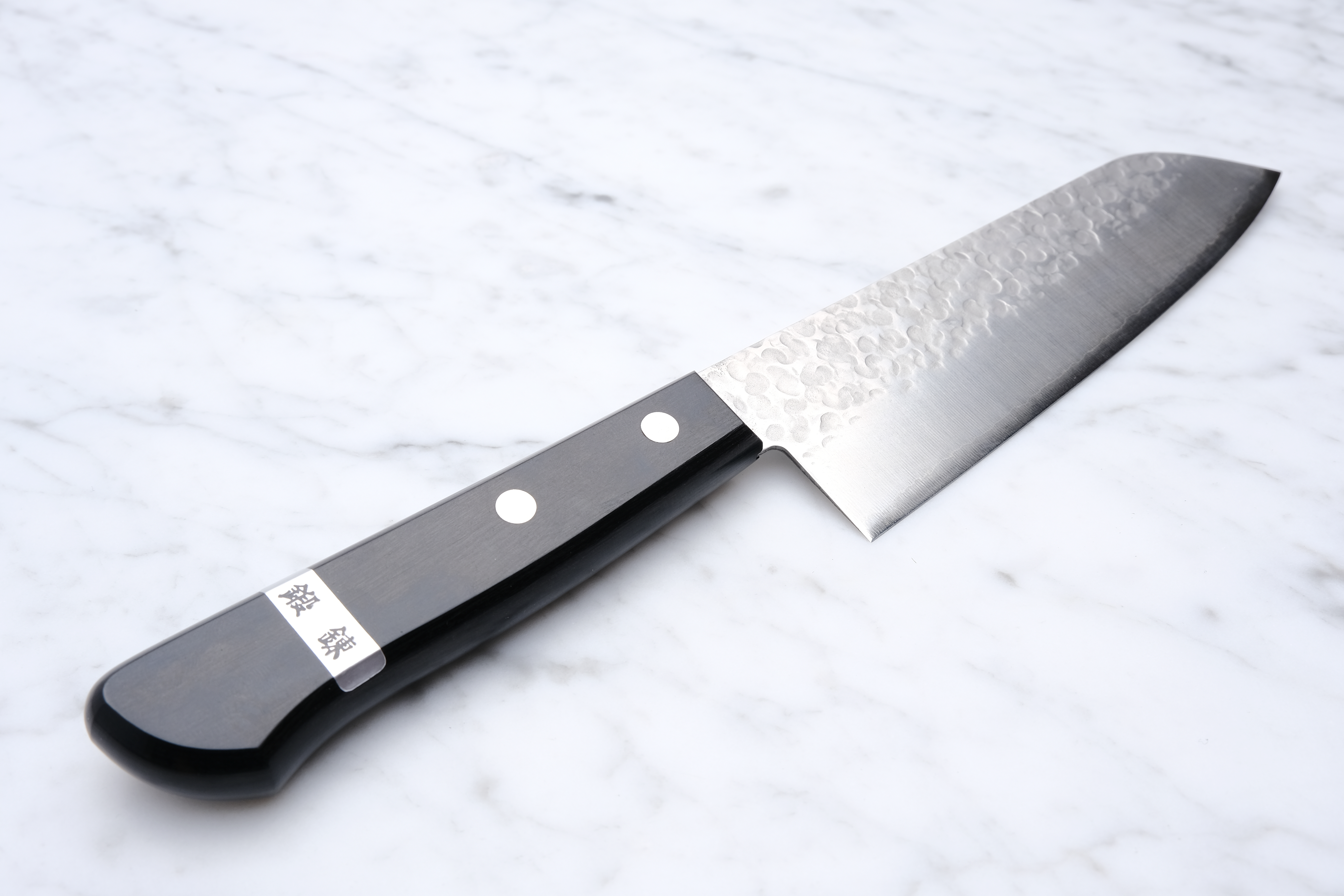 Takamura Chromax 170 mm Santoku black pakka
