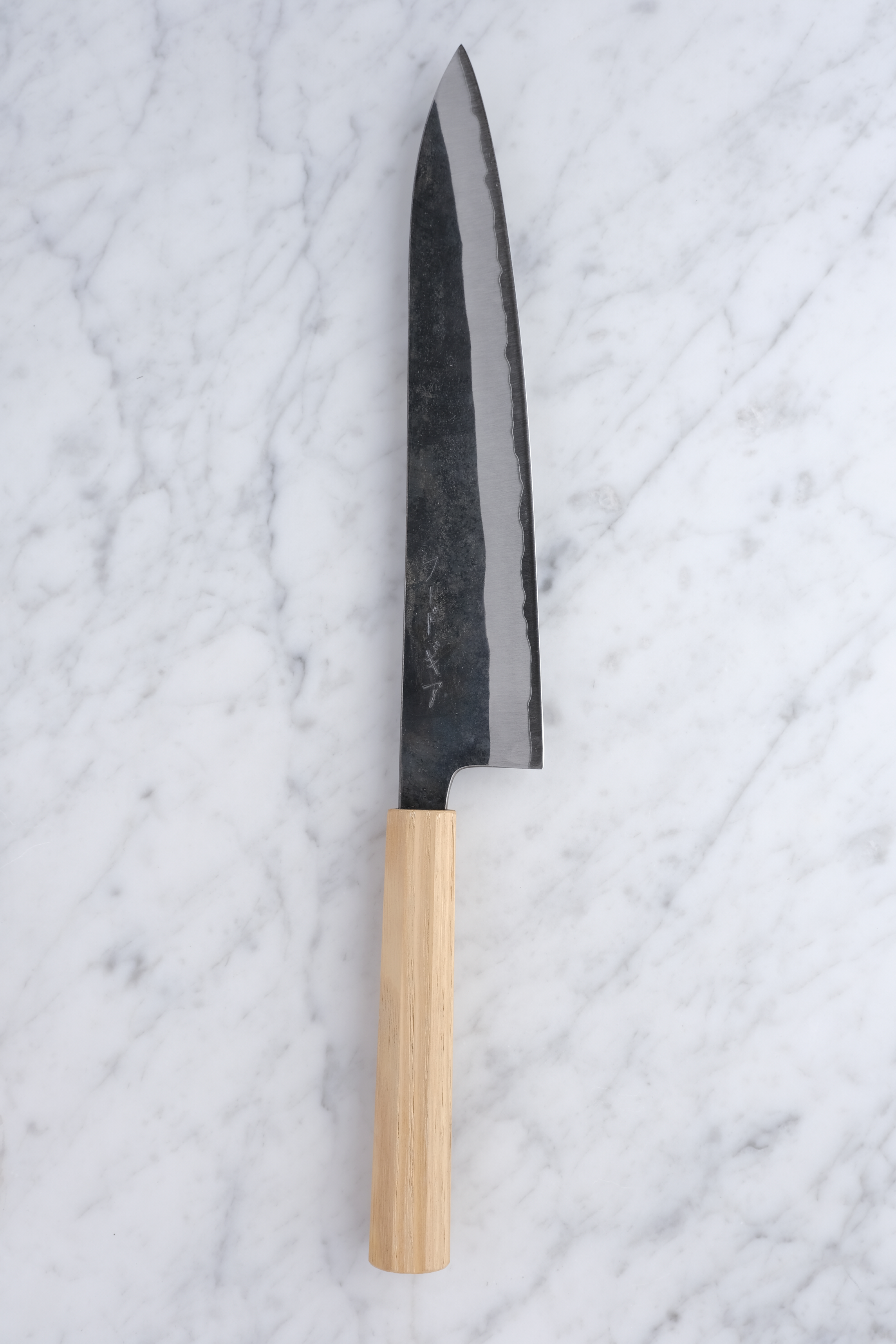 Foodgear Hamono 240 mm Gyuto – Blau 2 Edelstahl plattiert – Kastanienholzgriff