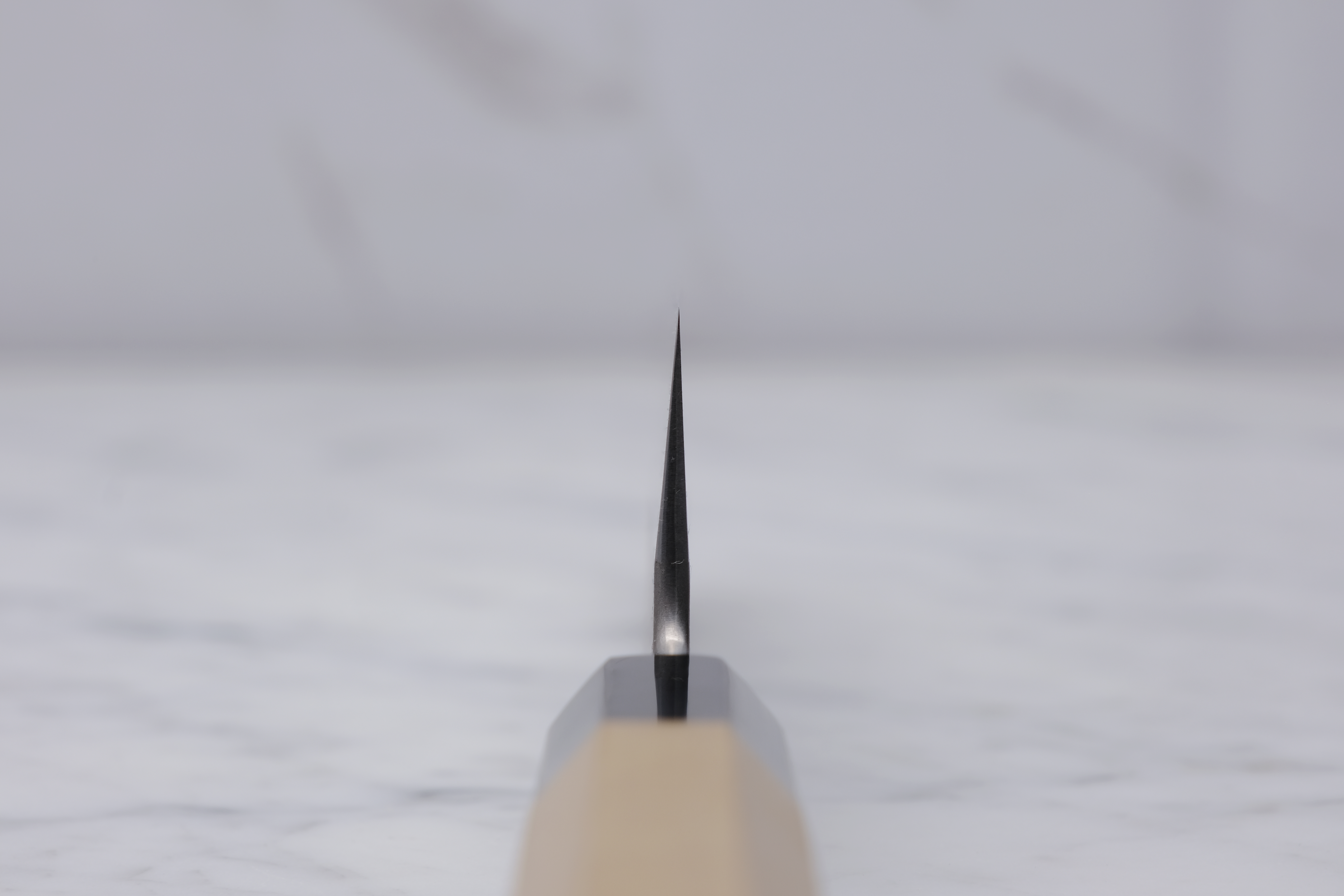 Sakai Kikumori Kikuzuki RIN Shirogami #2 - 180 mm Bunka