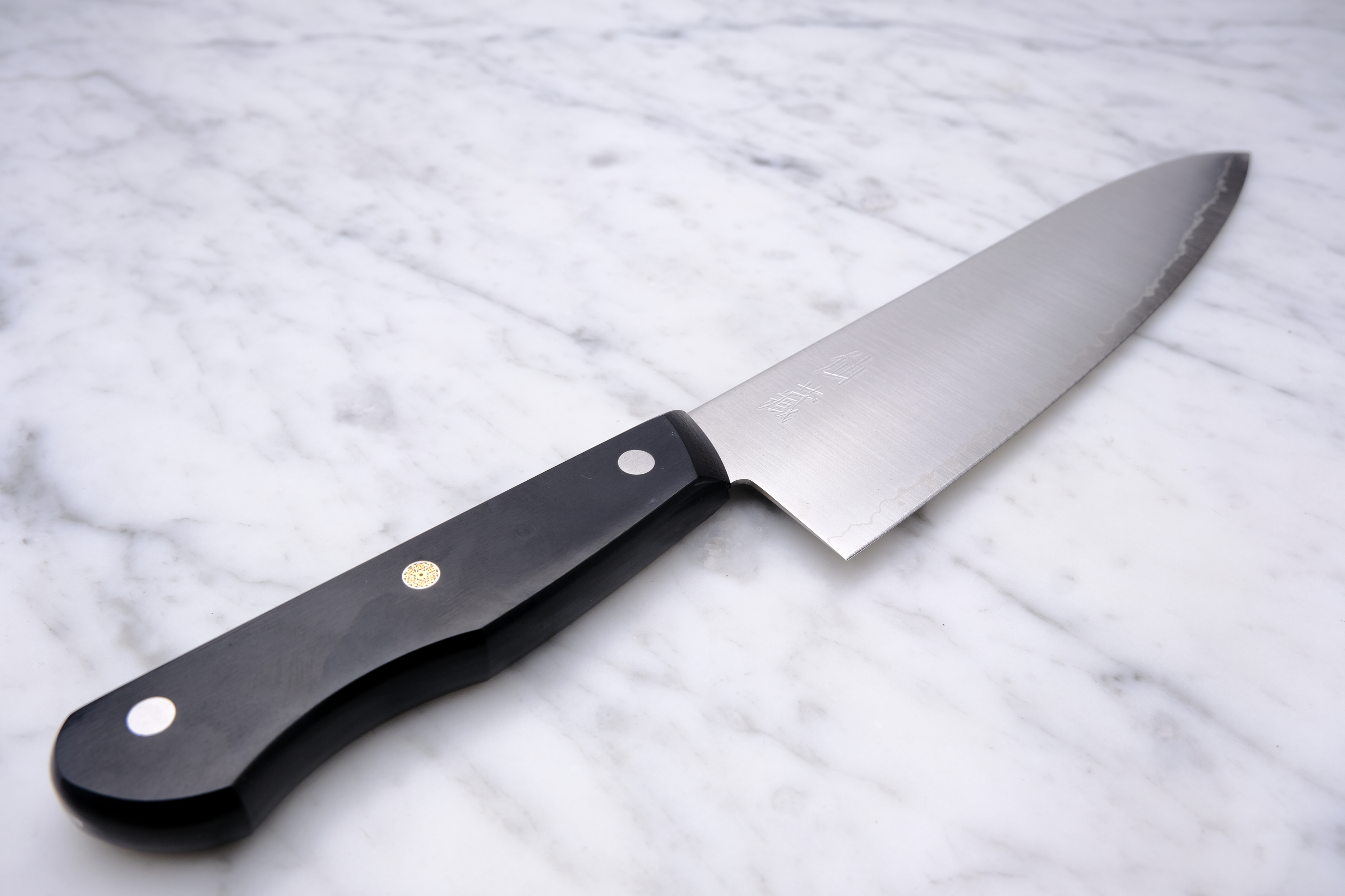 Suncraft Senzo Entré - 200 mm Gyuto