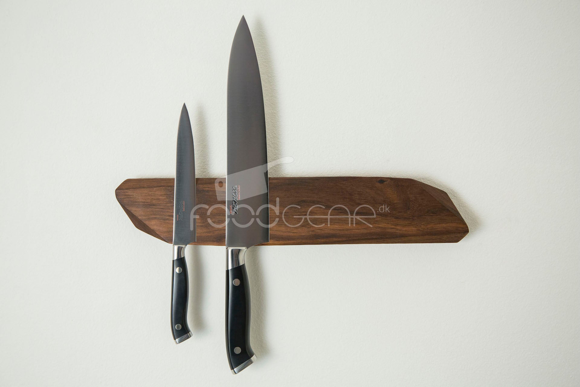 Noyer Knife magnet