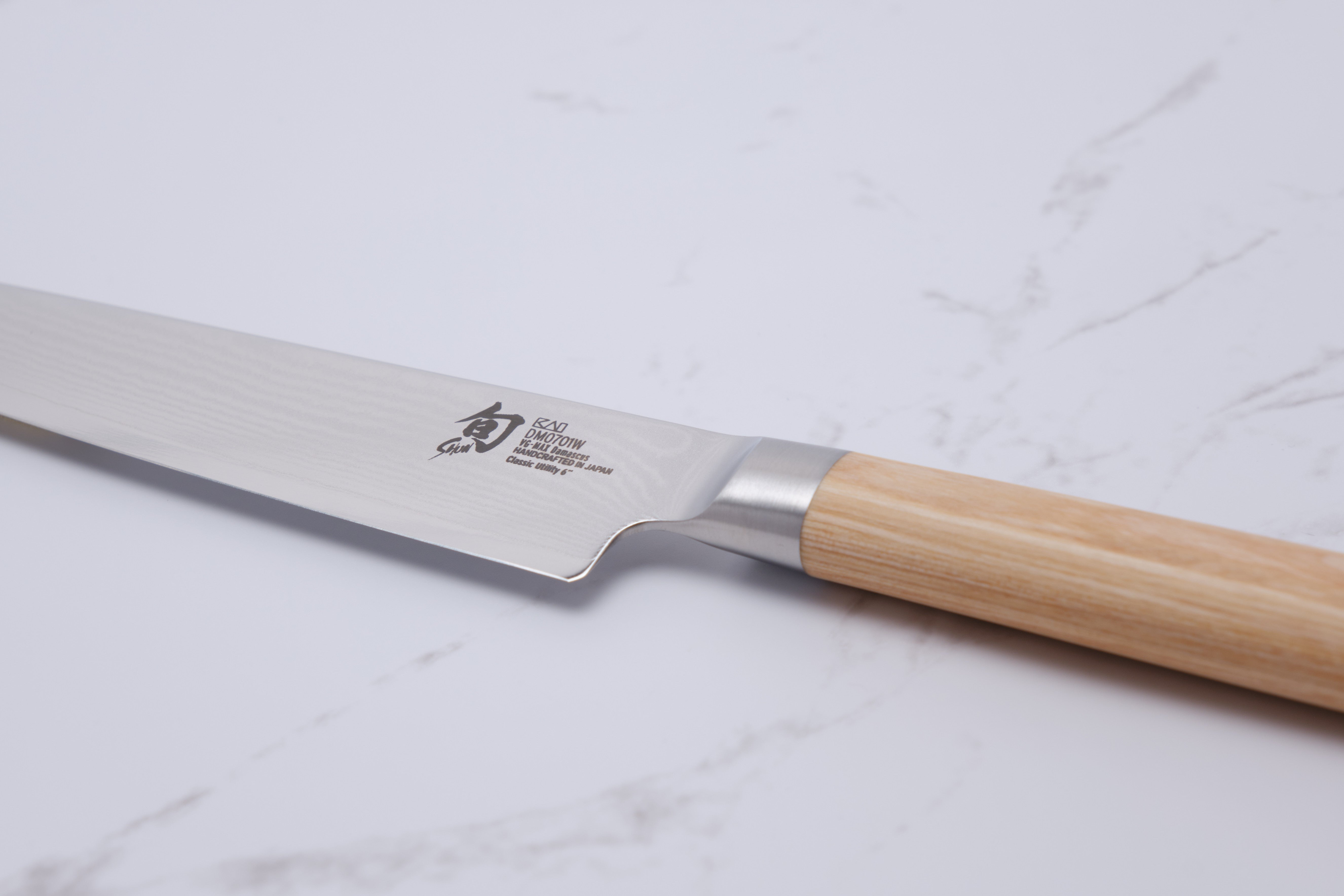 Shun Classic 150 mm Utility – Weiß