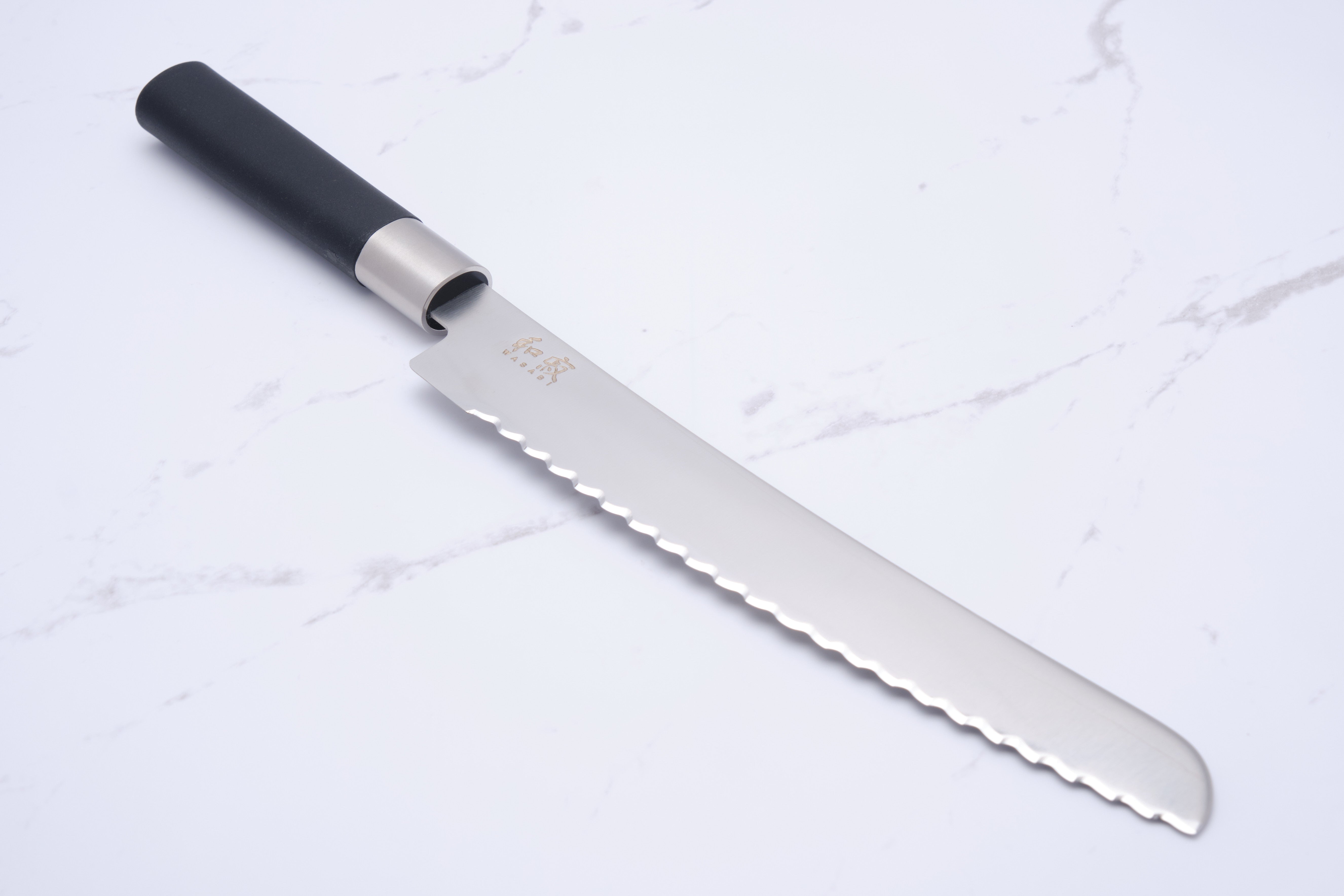 Wasabi Black 230 mm Brotmesser