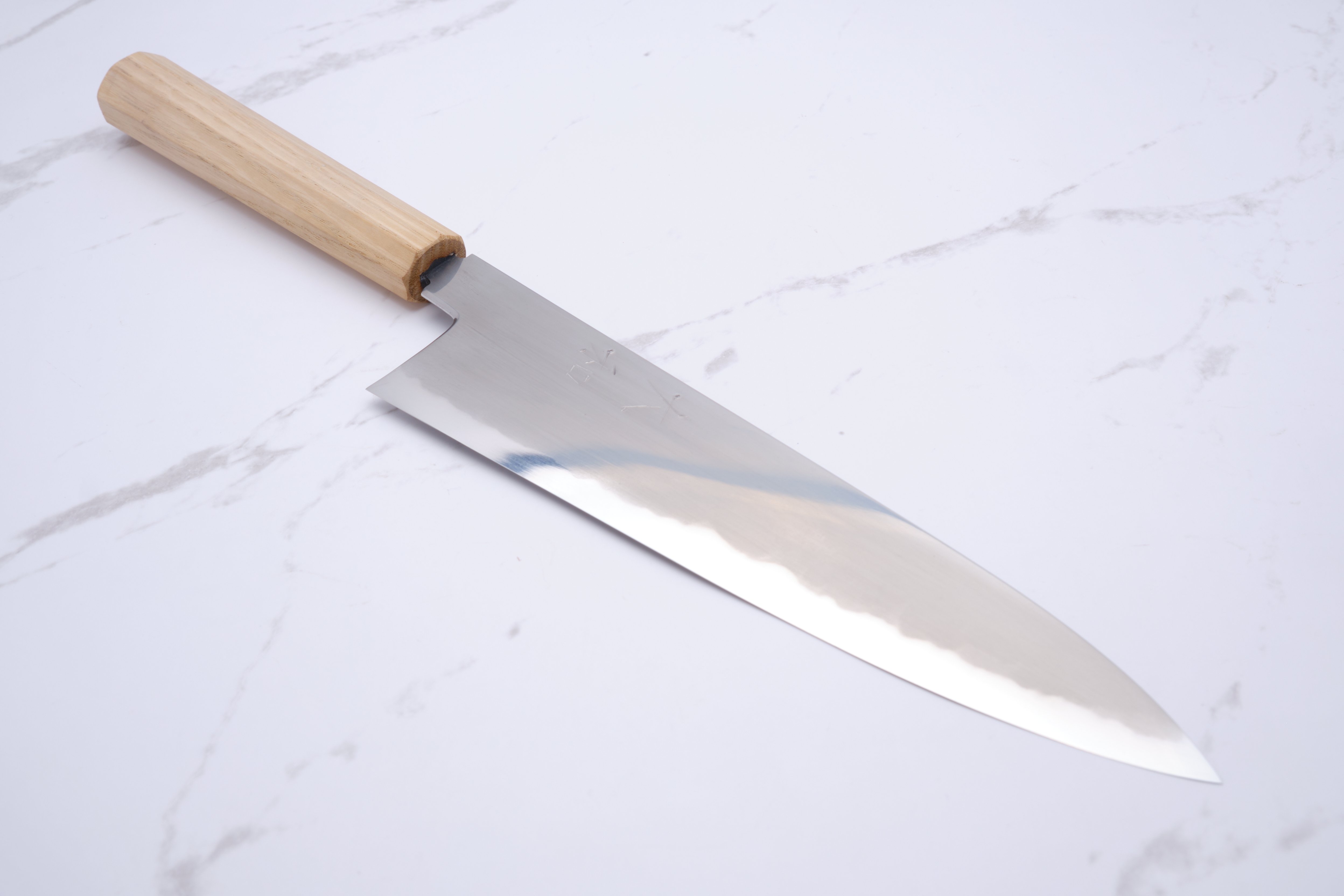 Yamato 'Oboro' 210 mm Gyuto Weiß #2 – Kastanie