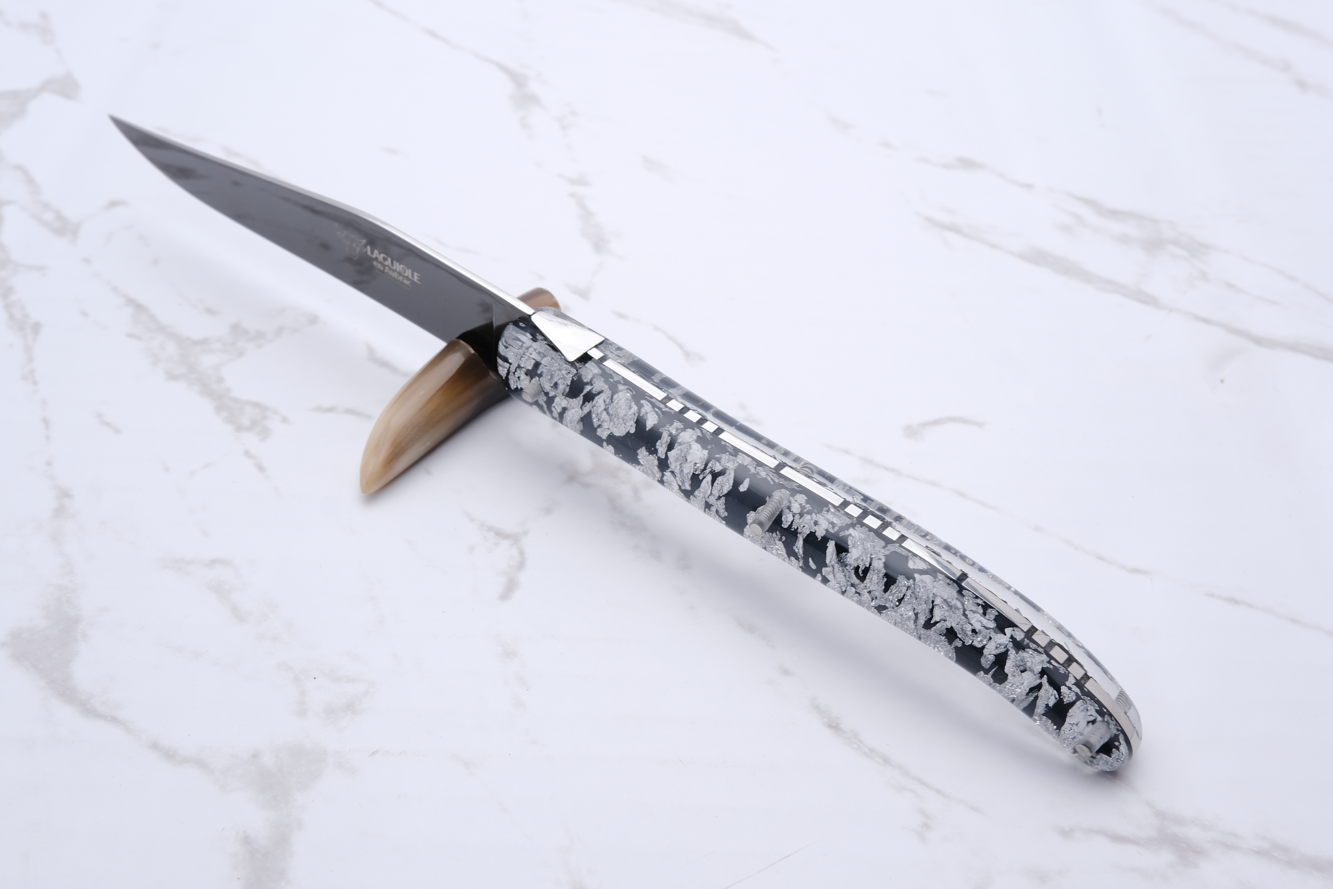 Steakmesser - Silber und Titan