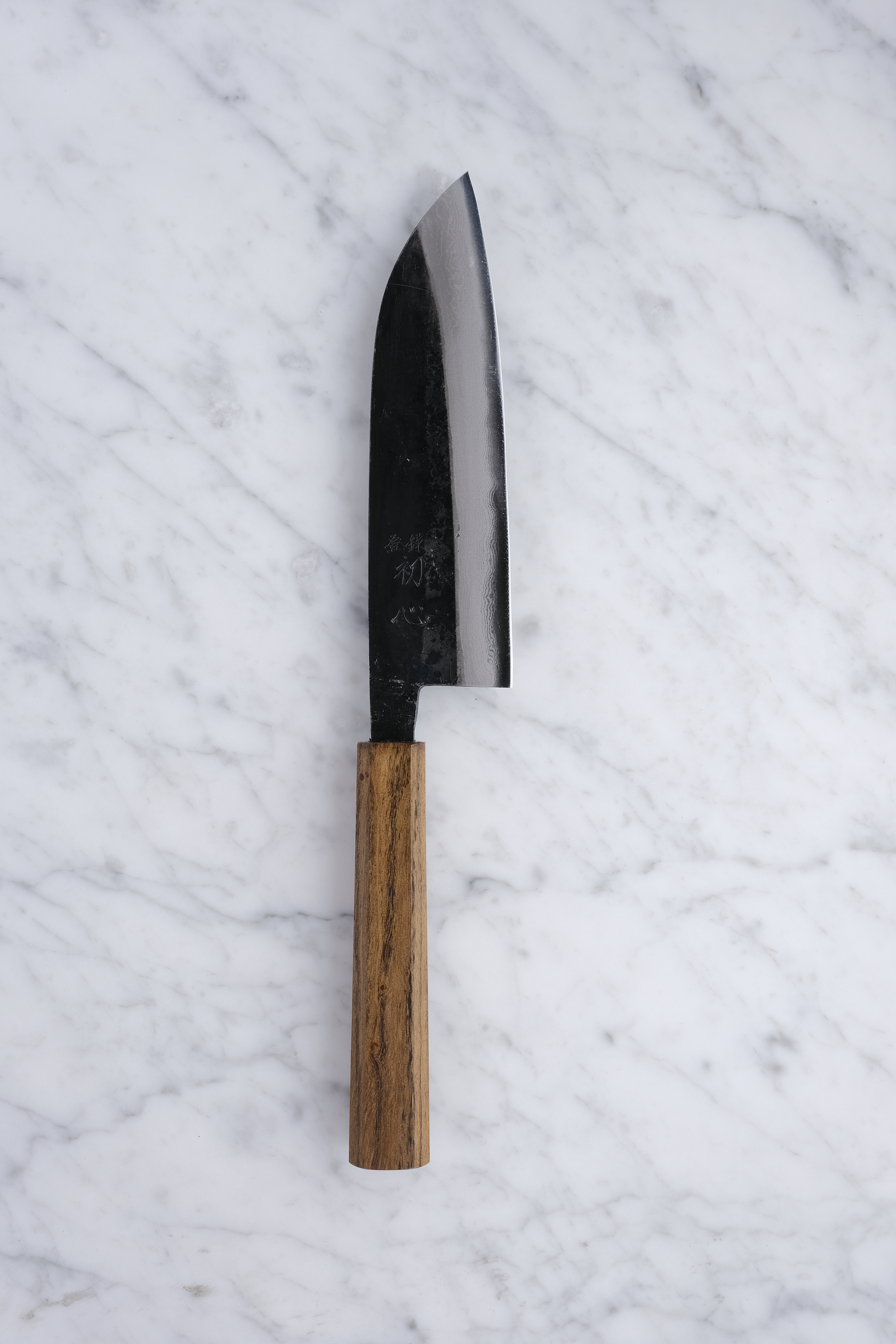 Hatsukokoro Shikkoku 165 mm Santoku - Aogami 2