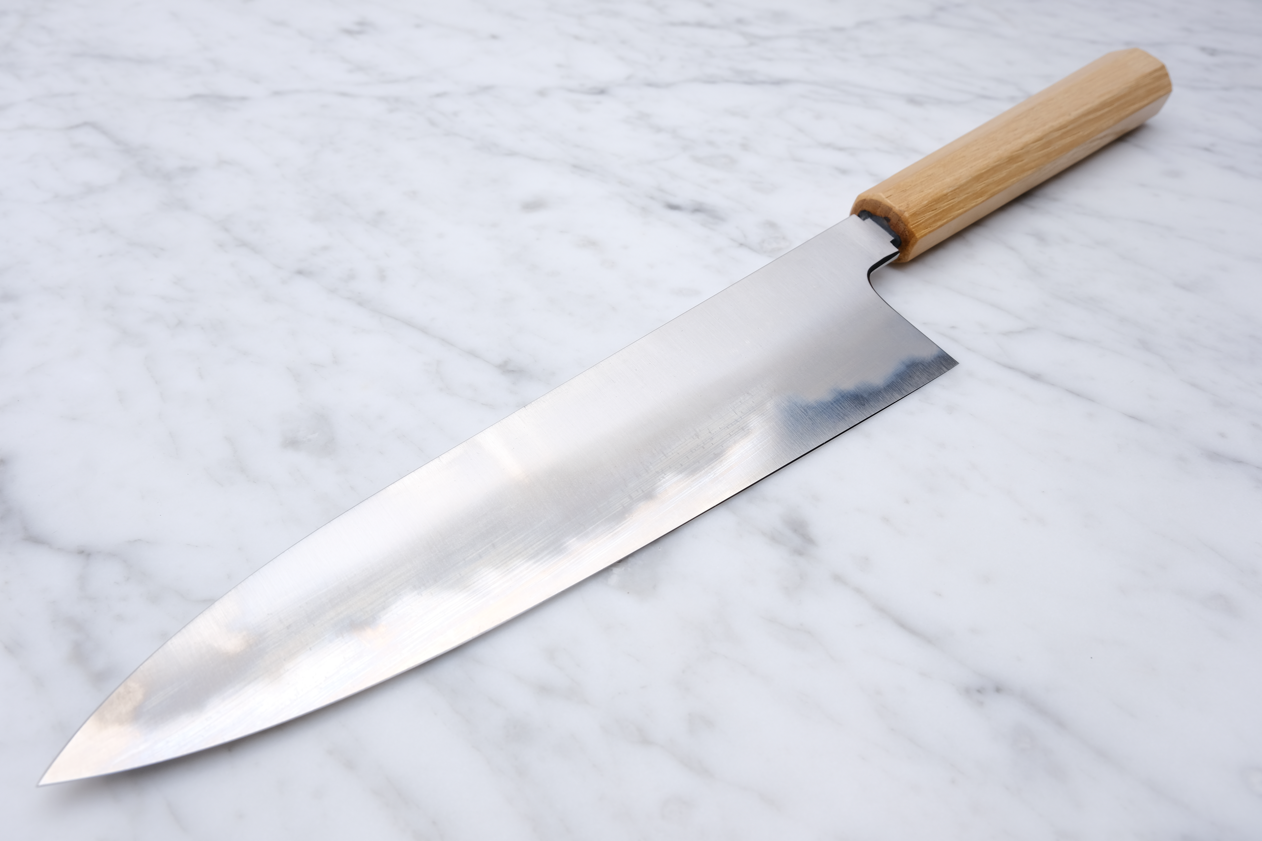 Konosuke WT 225mm Gyuto Shirogami 2 - Kastanie