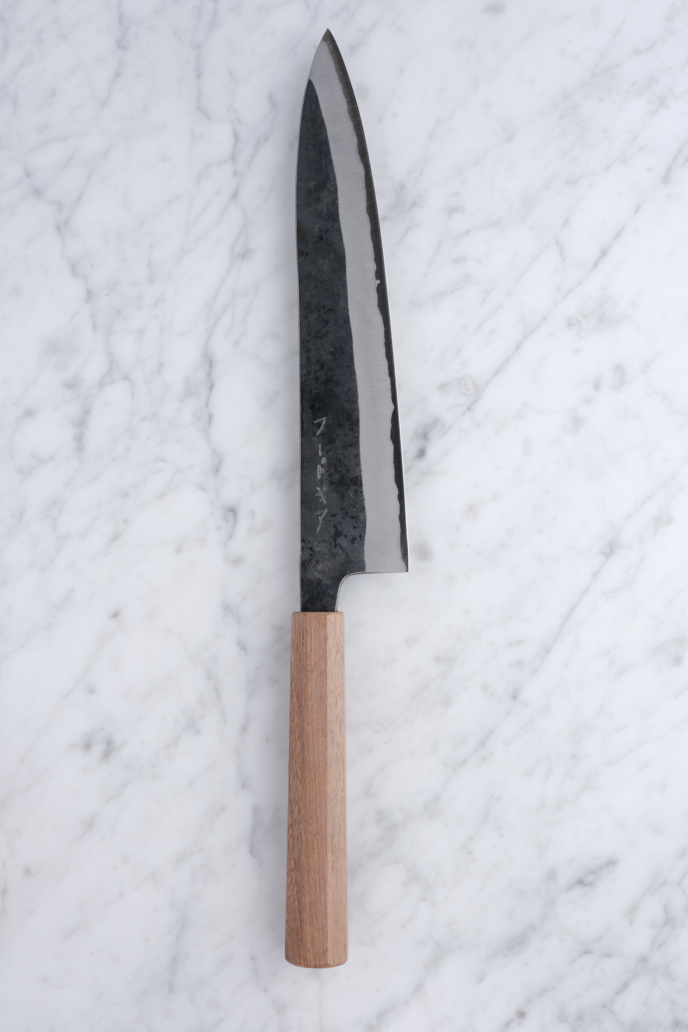 Foodgear Hamono 240 mm Gyuto – Blau 2 Edelstahl plattiert – Griff aus Walnussholz