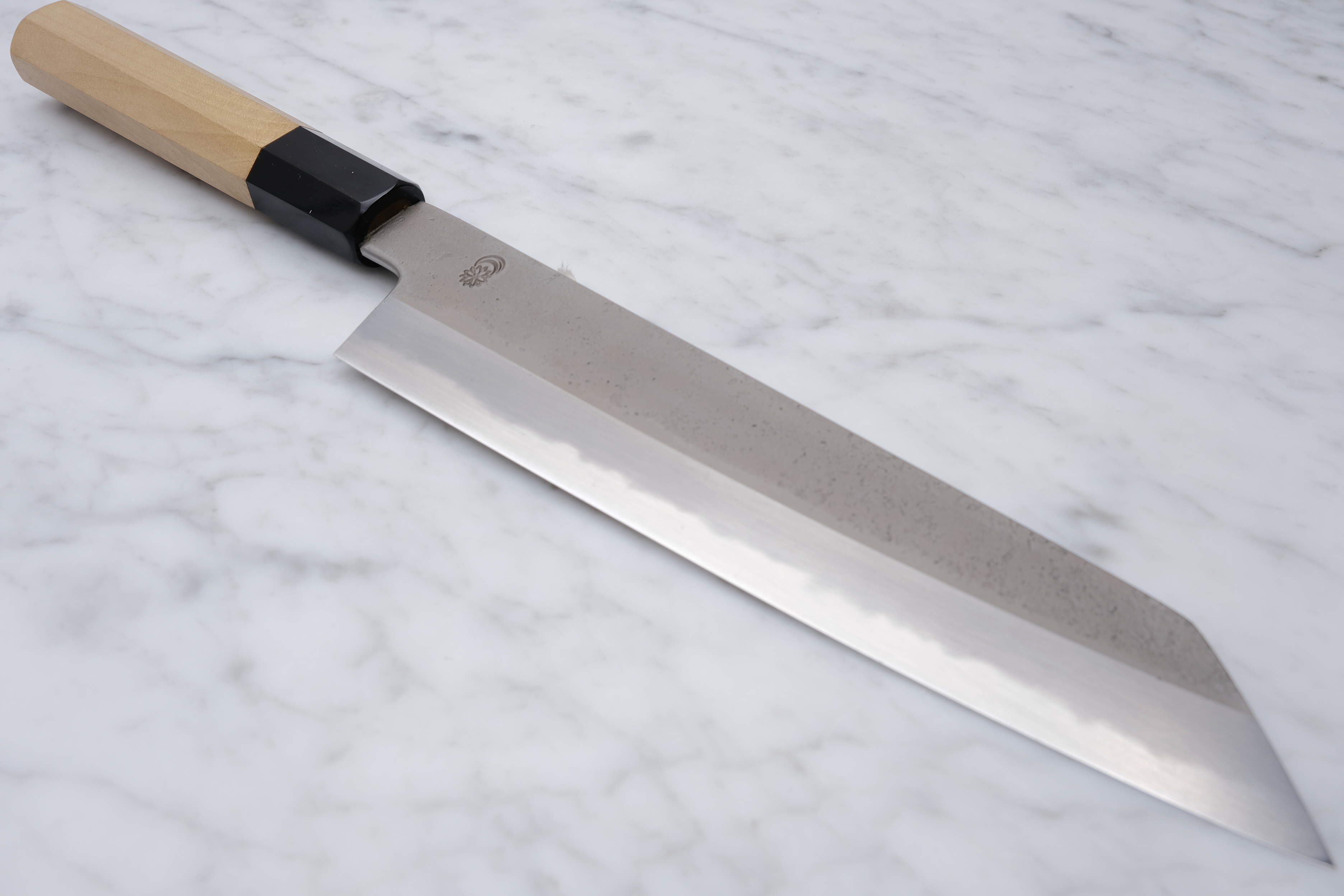 Sakai Kikumori Kikuzuki RIN Shirogami #2 - 210 mm Kiritsuke Gyuto