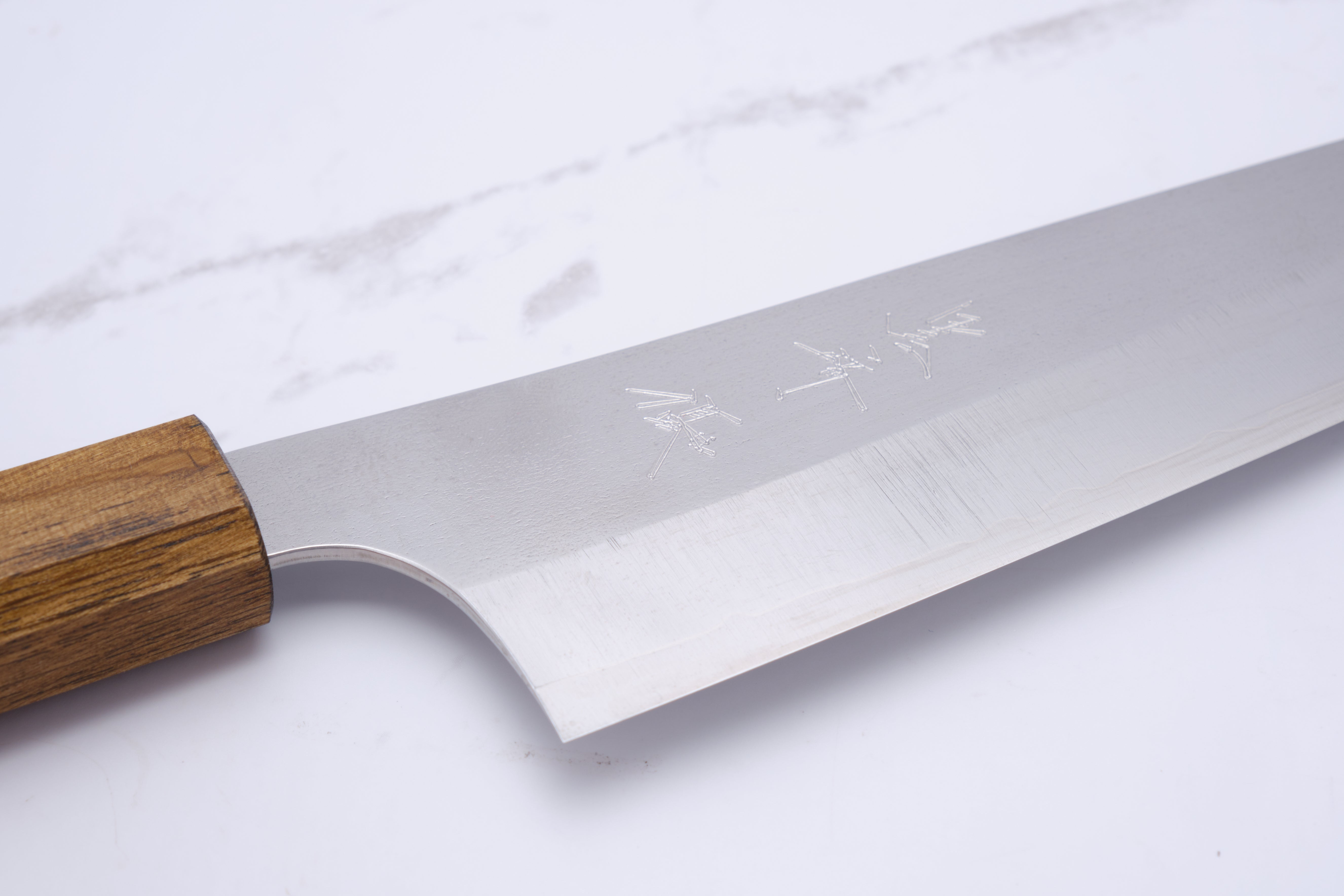 Yu Kurosaki Gekko 210 mm Gyuto VGXEOS - Oak