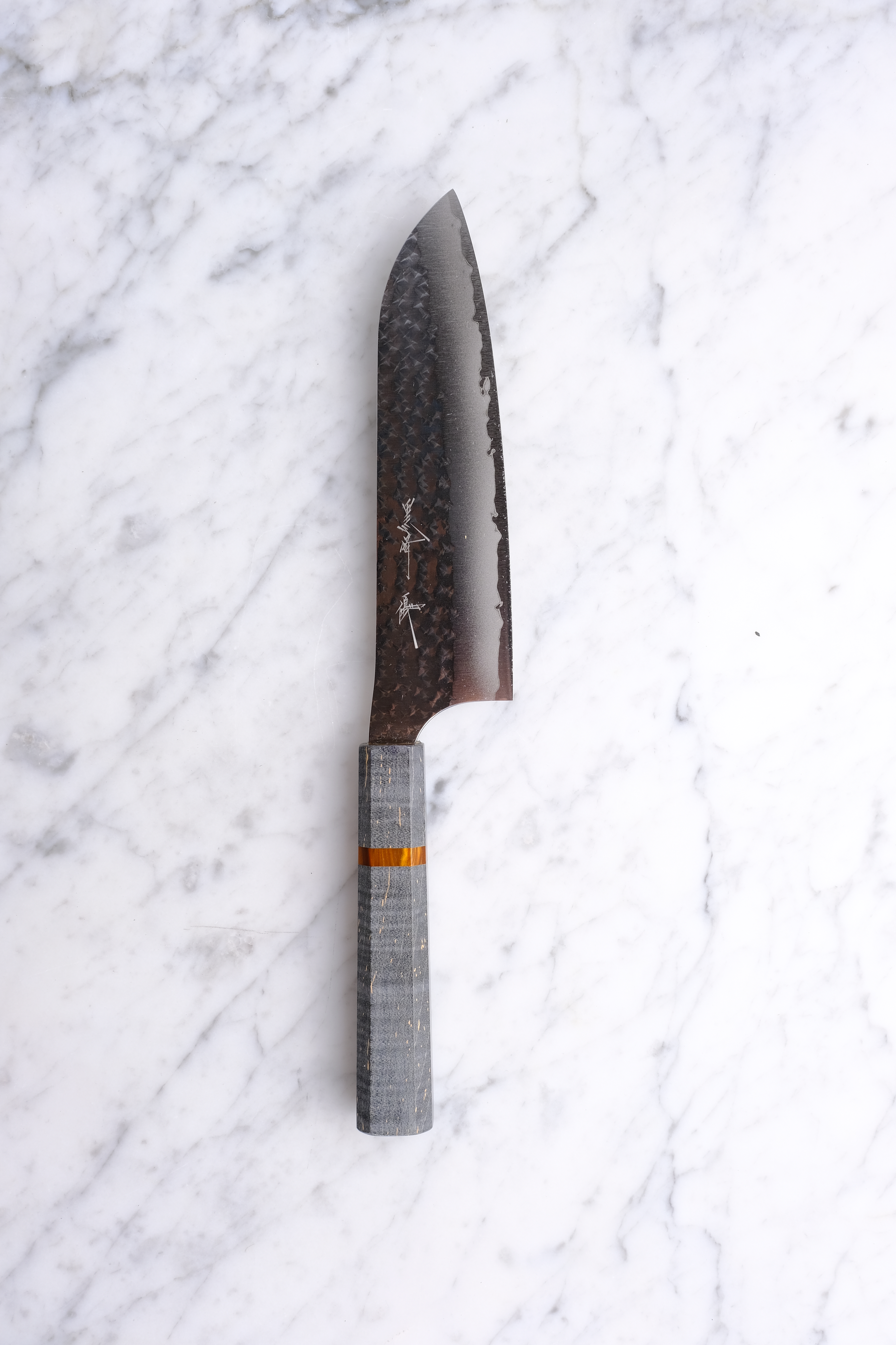 Yu Kurosaki Kokusen Ryu Aogami Super Grå akryl – 170 mm Santoku