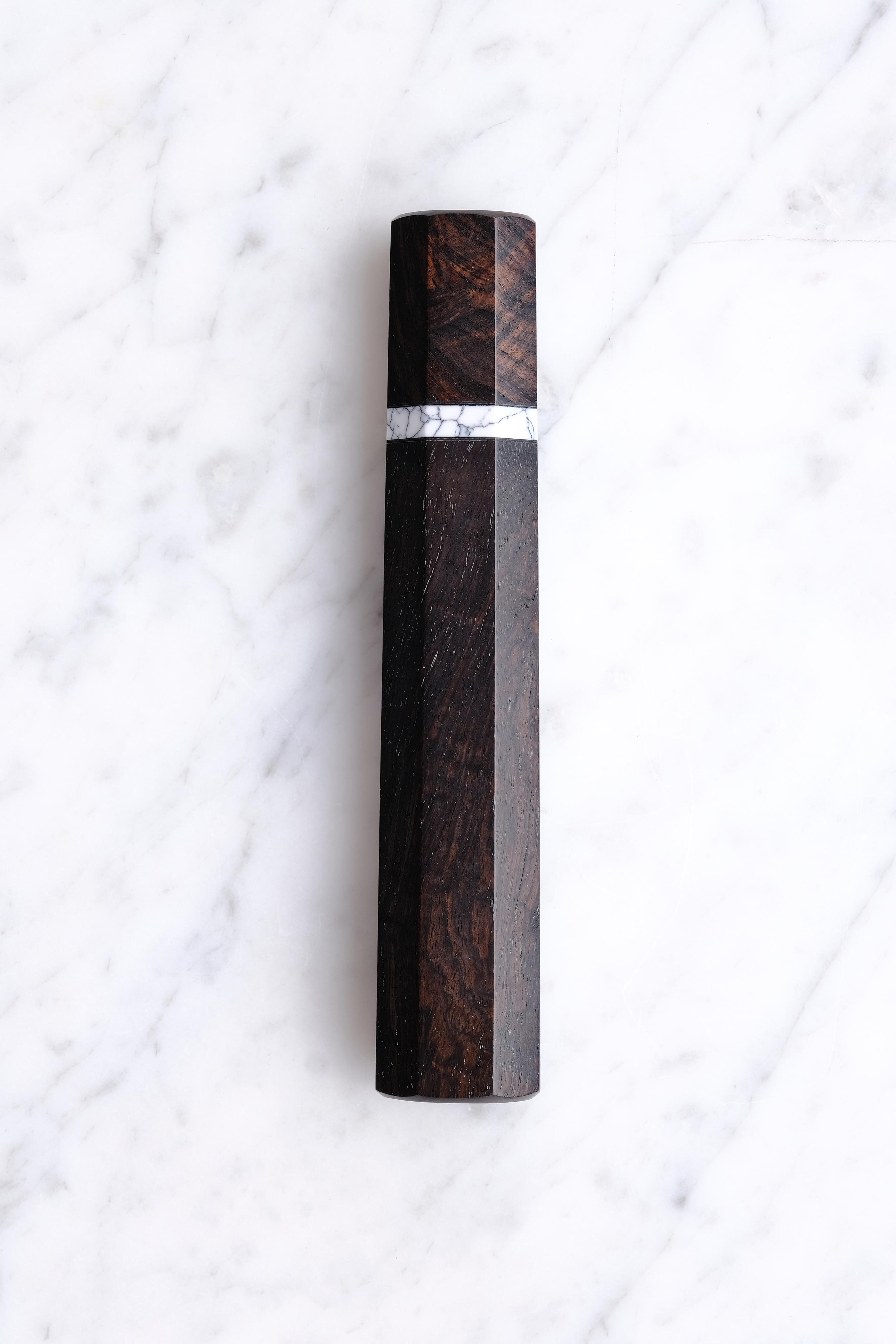 Handle – Ebony and White Ring – Large