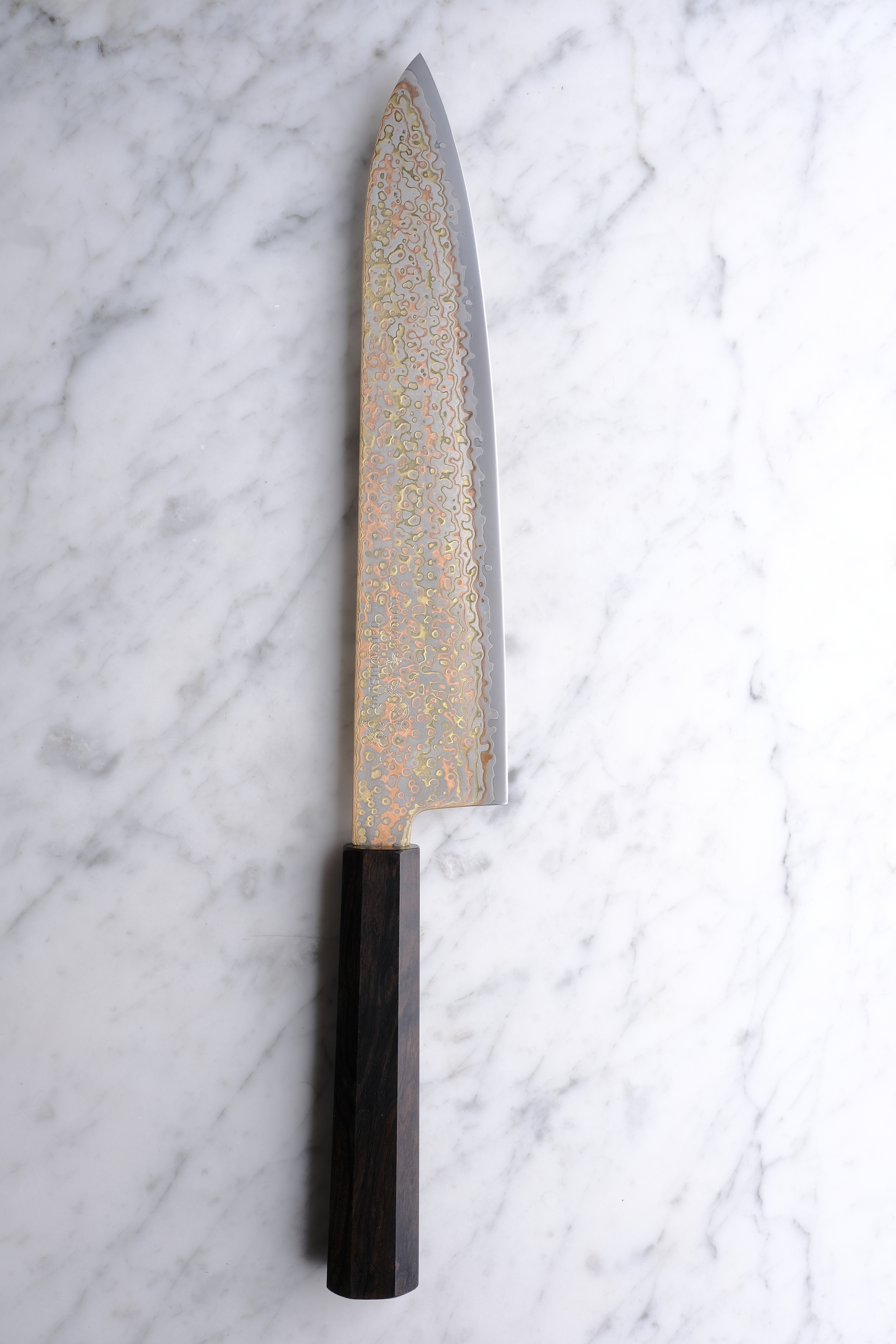 Hatsukokoro Hinotori V-Toku 2 Rainbow Damascus Ebony - 240 mm Gyuto