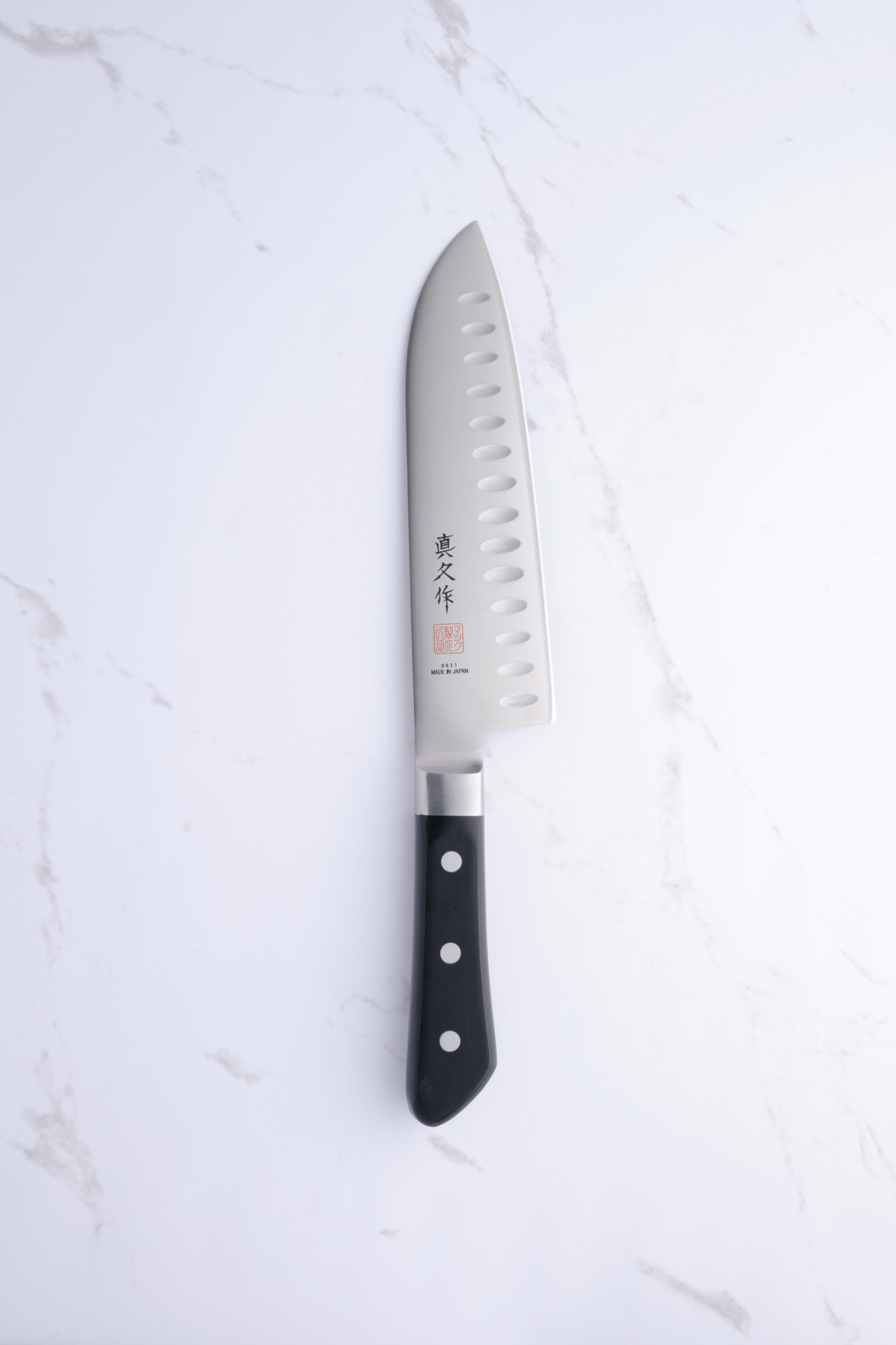 MAC Pro 170 mm Santoku with air cutter